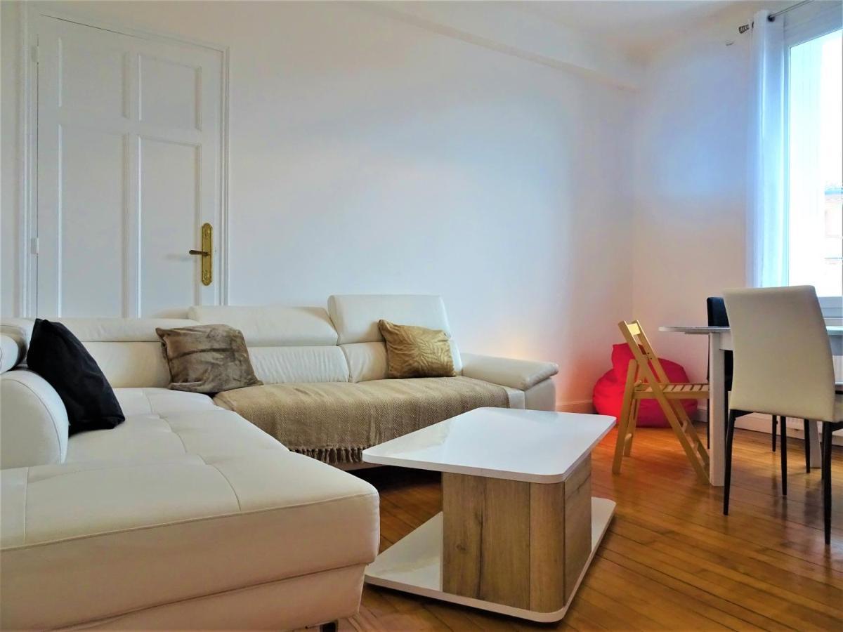 Chambre Privee Et Spacieuse Au Sein D'Un Logement Partage - Central, Quartier Villebourbon - 3 Chambres Doubles - 2 Balcons - Places De Stationnements Gratuites - 5 Min A Pied Gare Et Hypercentre มงโตบ็อง ภายนอก รูปภาพ