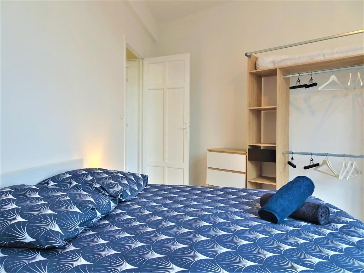 Chambre Privee Et Spacieuse Au Sein D'Un Logement Partage - Central, Quartier Villebourbon - 3 Chambres Doubles - 2 Balcons - Places De Stationnements Gratuites - 5 Min A Pied Gare Et Hypercentre มงโตบ็อง ภายนอก รูปภาพ